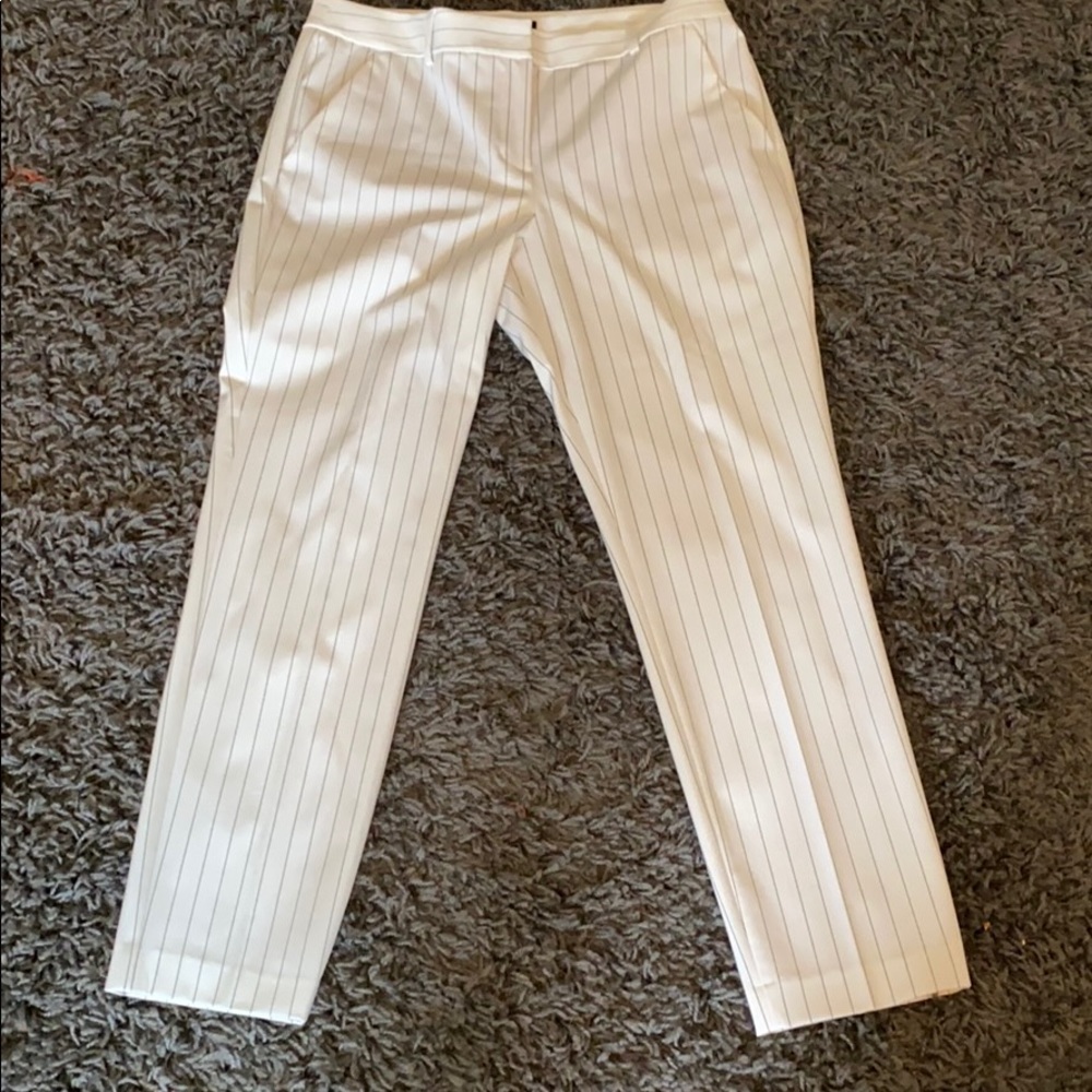 White and black Express columnist ankle pant